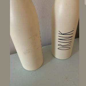 Rae Dunn Kitchen - Rae Dunn Water Bottle Drink Refresh Insulated NWOB Rae Dunn Kitchen - Rae Dunn Water Bottle Drink Refresh Insulated NWOB